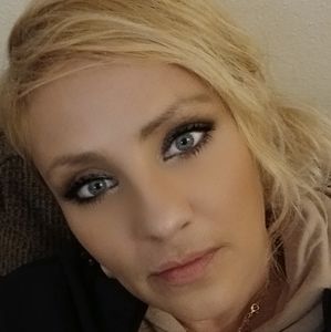 Meet your Posher, Sunshine